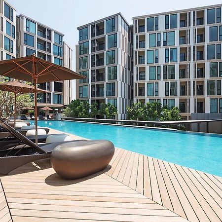 Favstay - The Base Uptown Phuket Esterno foto