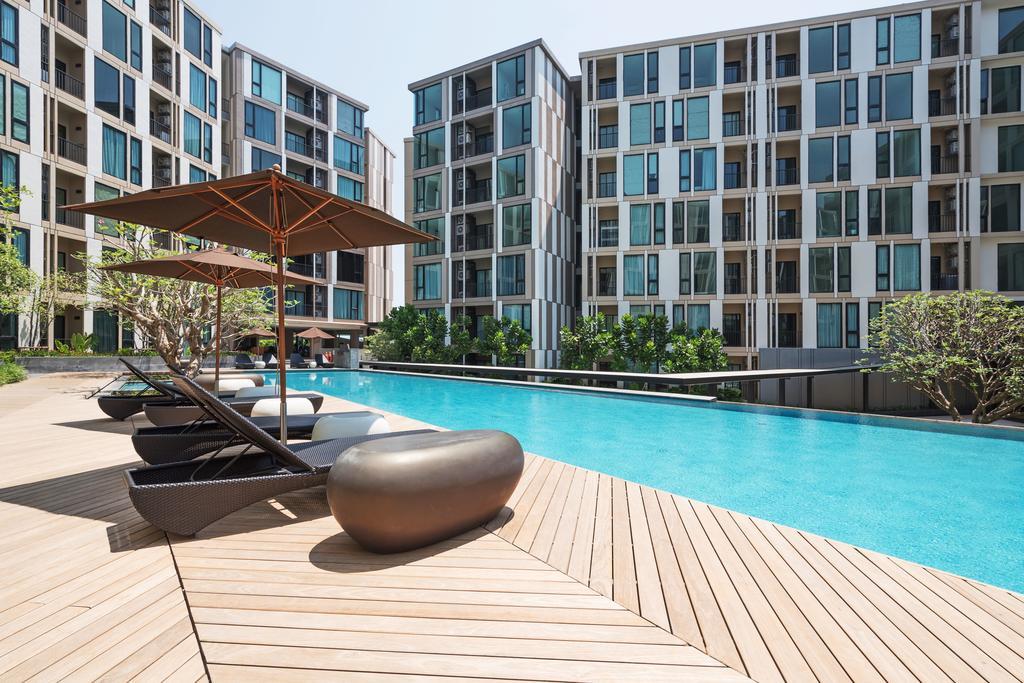 Favstay - The Base Uptown Phuket Esterno foto