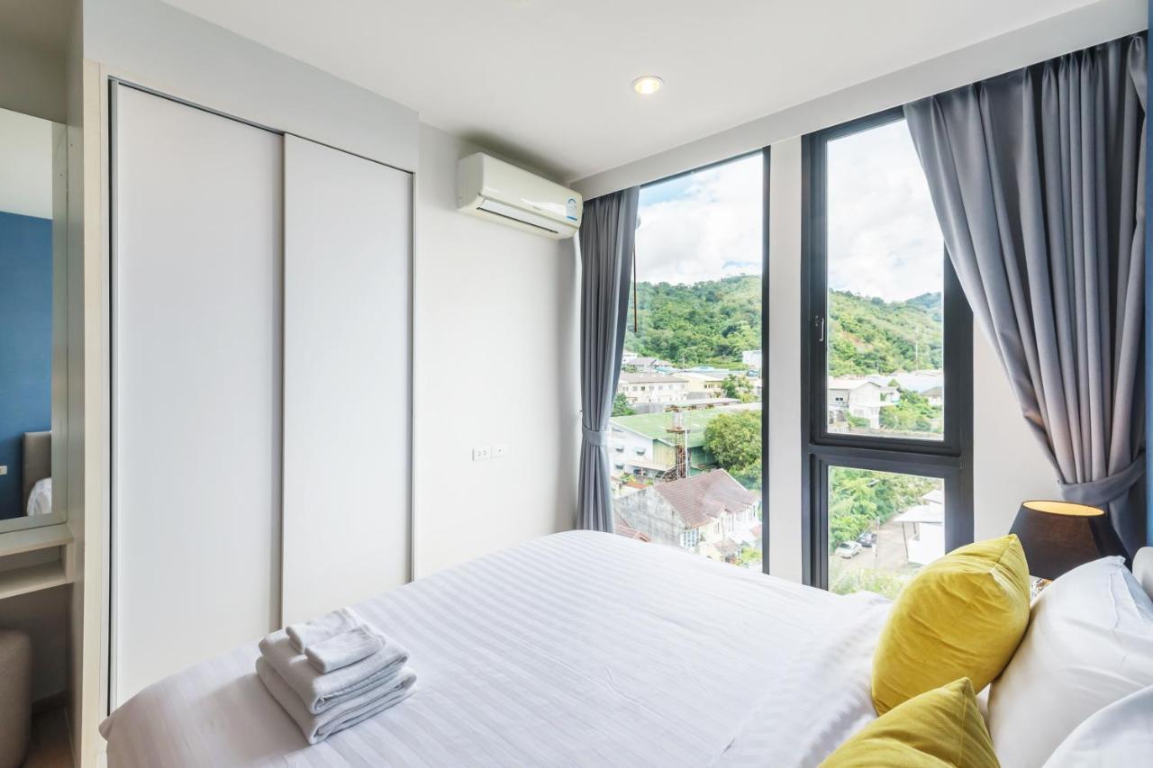 Favstay - The Base Uptown Phuket Esterno foto